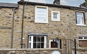 Hallams Yard